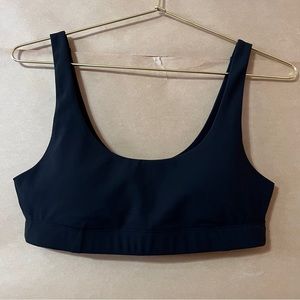 Vuori | Daily Bra BreatheInterlock Bra Scoop Neck Sports Bra Black Size S